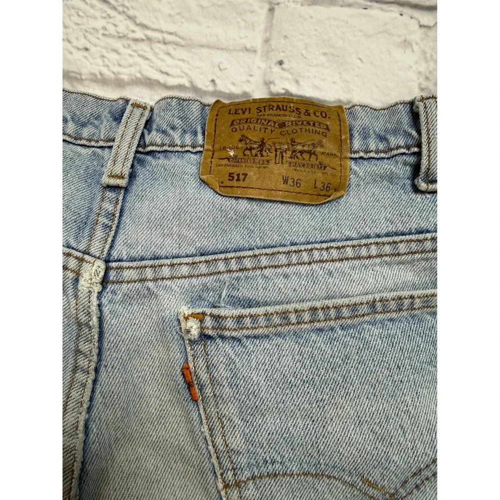 Vintage Levis 517‎ Orange Tab Mens Denim Shorts Light Wash Cut Off Size 36 USA